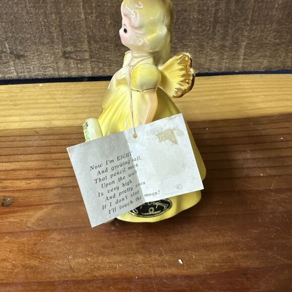 Vtg Josef Originals Birthday Angel Age 8 Yellow Dress with Sun Hat Figurine - Picture 4 of 7
